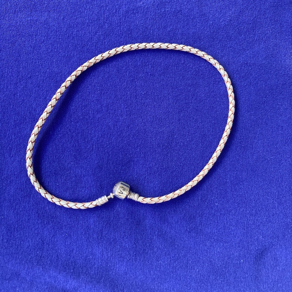 Pandora Double leather bracelet